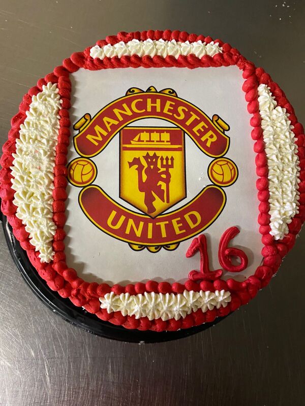 Birthday Cake 16