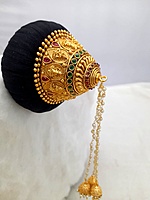 Andal Kondai - Goddes Lakshmi in Matte Antique Finish & Real Kempstones Ethnic Hair Accessory