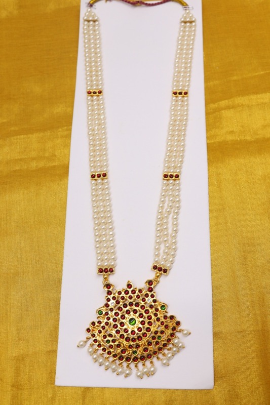 Temple Jewelry - Three Lines Pearls & Kempstones Haram with Pendant Temple Jewelry - Three Lines Pearls & Kempstones Haram with Pendant