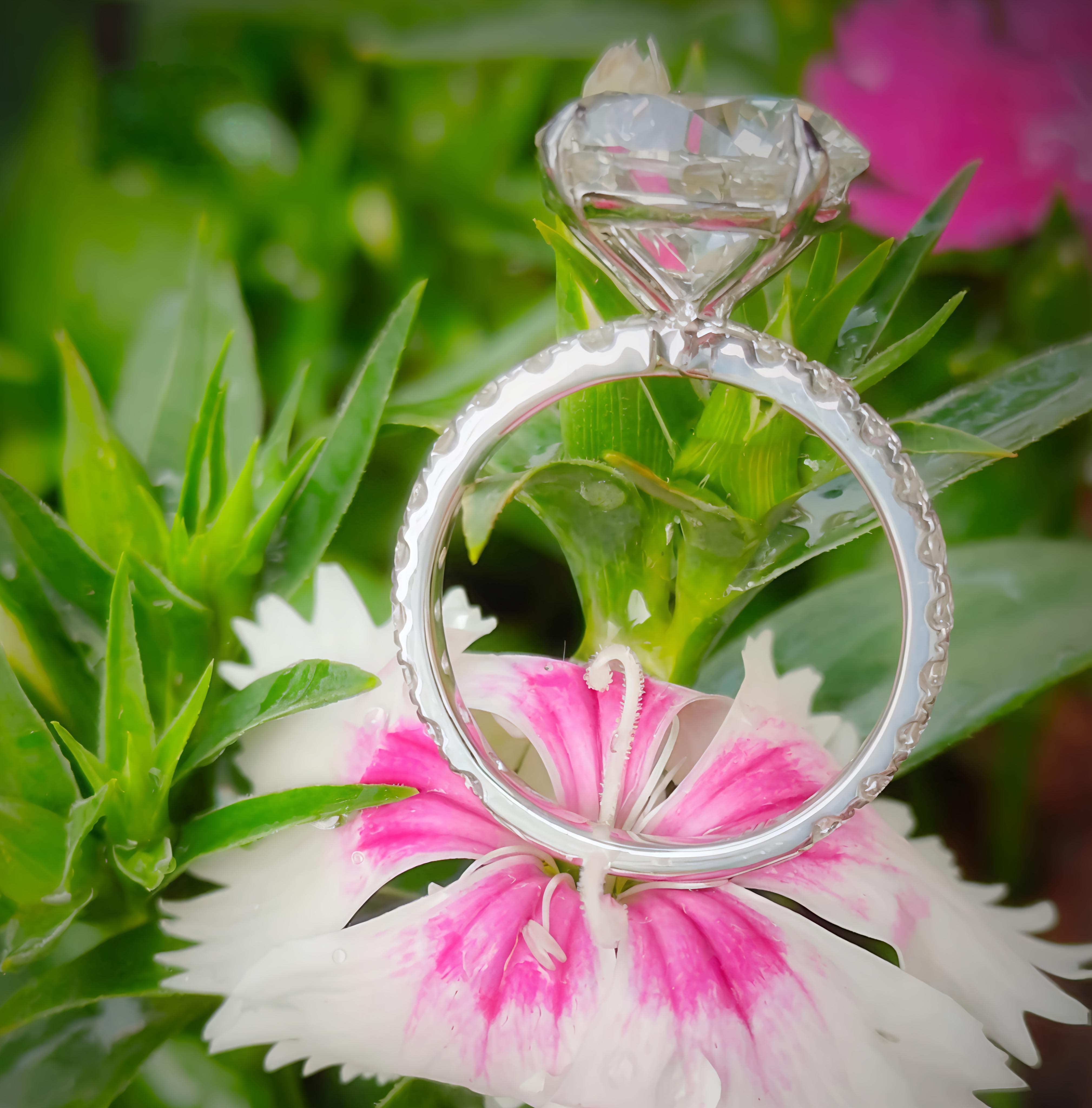 4 Prong Big Round Shape Diamond Ring
