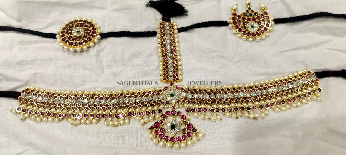 Margam Temple Jewellery – Headset with Surya & Chandra Pirai (Sun & Moon), ideal for bridal, Bharatanatyam, and classical dance Margam Temple Jewellery – Headset with Surya & Chandra Pirai (Sun & Moon), ideal for bridal, Bharatanatyam, and classical dance