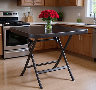 طاولة خارجية مربعة طاولة خارجية مربعة