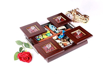 مضيفة حلو خشبية رباعية لون بني