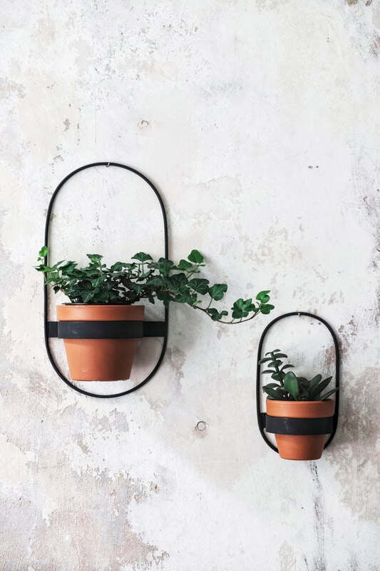 Oval Wall Mount Plant Stand Set Of Two