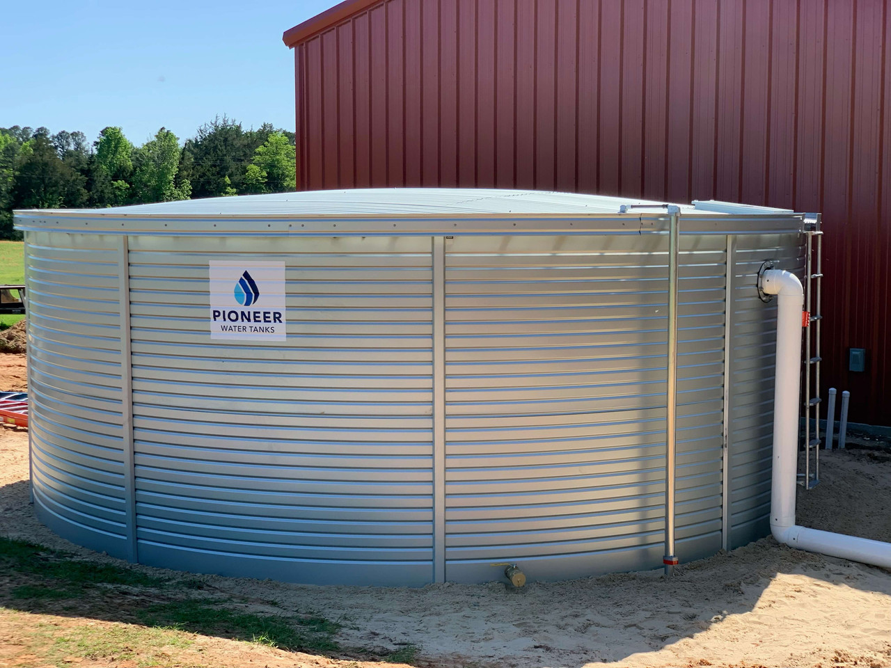 Pioneer XL13/2‑16K Gallon Water Storage Tank