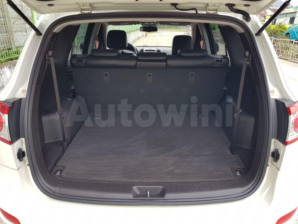 Hyundai Santa Fe 2010 V530428 ( SUNROOF )