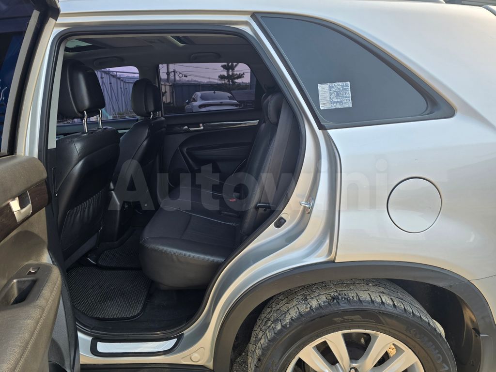 Kia Sorento 2011 ID : V129728 ( techo panoramico)
