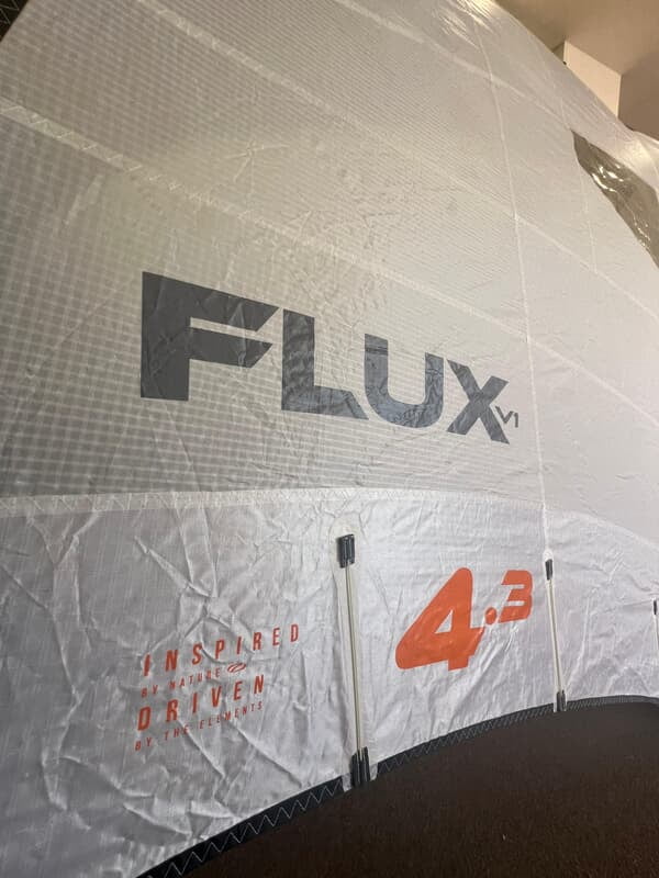 USADO | FXV14-3WW | FLUX V1 - White/White | 4.3m | | | | Ozone