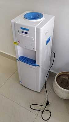 Convenient water dispensing and refrigeration: Blue Star BWD3FMRGA.