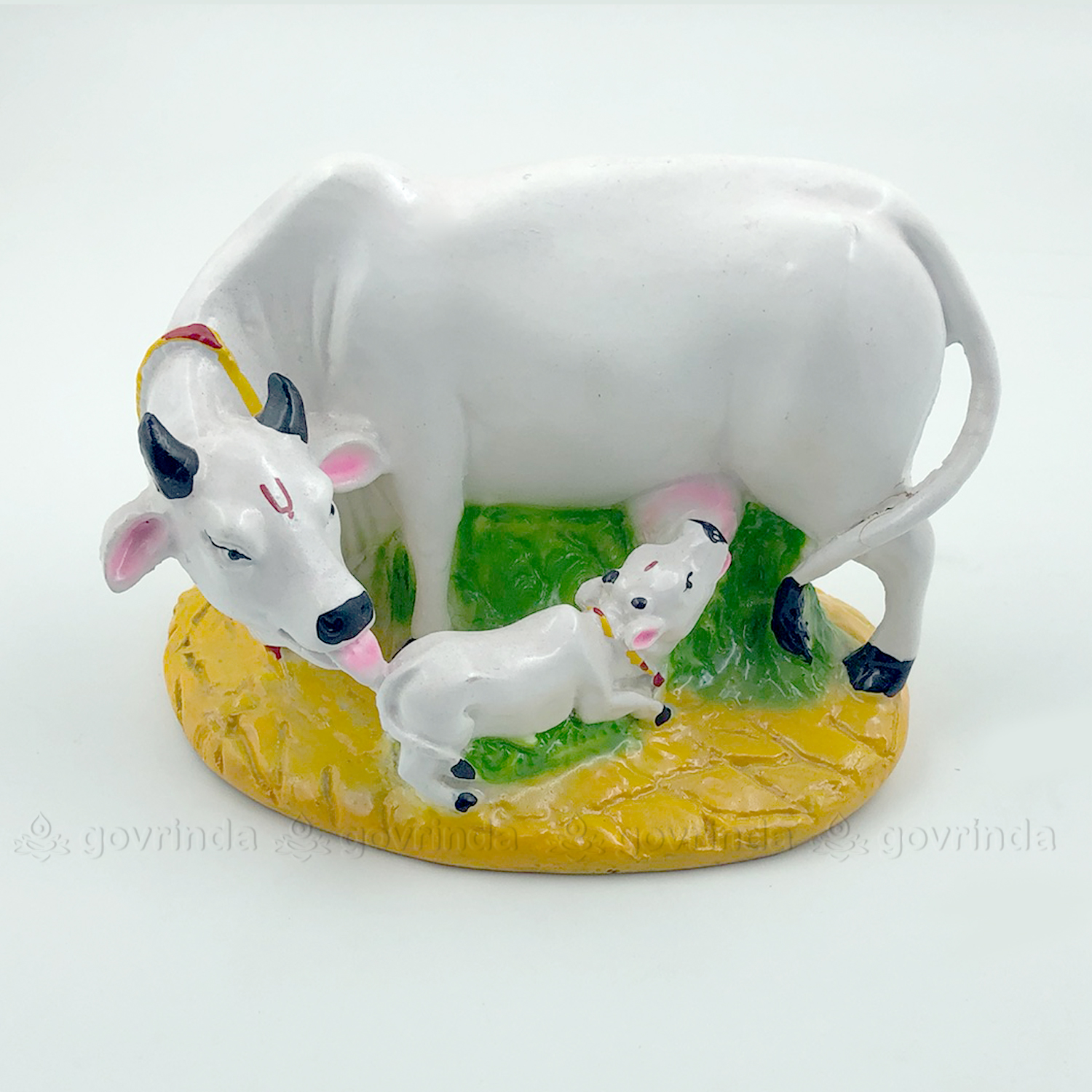 Cow and Calf Statue Cow and Calf Statue