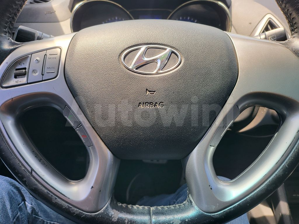 Hyundai Tucson 2010 V144920 ( Techo panoramico ) Hyundai Tucson 2010 V144920 ( Techo panoramico )