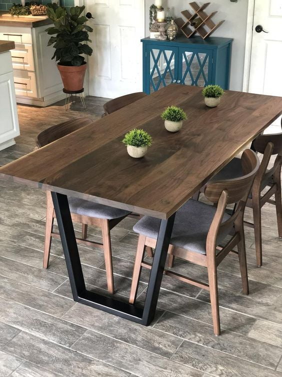 Sharon Dining Table In Solid wood and Metal Sharon Dining Table In Solid wood and Metal