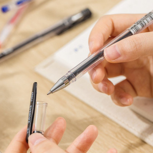 DELI G82 EVERY GEL PEN 0.7MM BLUE DELI G82 EVERY GEL PEN 0.7MM BLUE