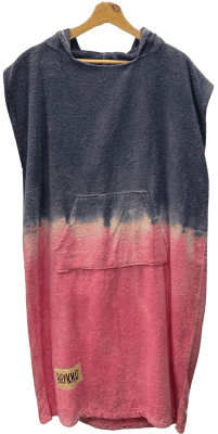 | Poncho Batik 12 Grueso | S | | | | Baykko