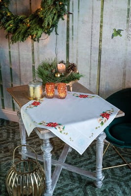 Tovagliette Natale a Punto Croce 80x80 cm kit completo su tela aida Tovagliette Natale a Punto Croce 80x80 cm kit completo su tela aida