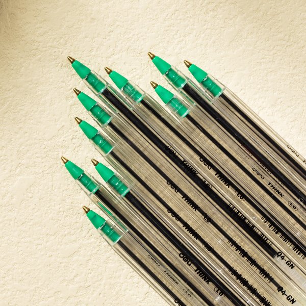 DELI Q4 CRYSTAL BIROS 1.0MM GREEN DELI Q4 CRYSTAL BIROS 1.0MM GREEN