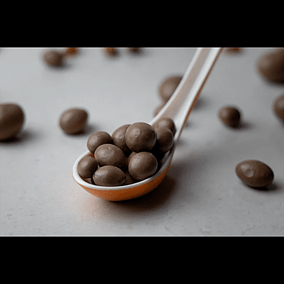 Sapphire Chocolate Coated Nuts-90g Sapphire Chocolate Coated Nuts-90g