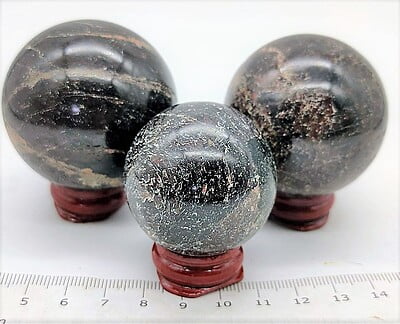 Garnet Sphere (India) 45-50mm