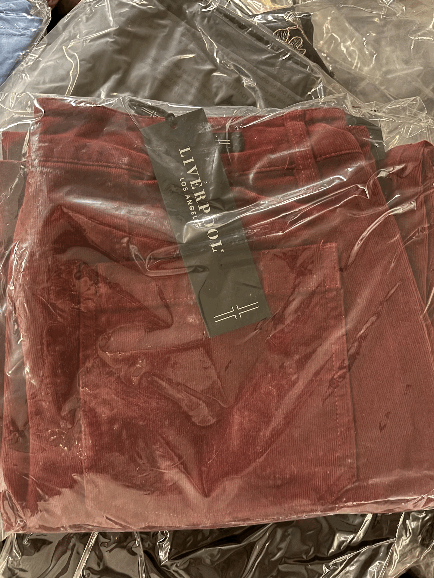 Name-Brand APPAREL Pallet