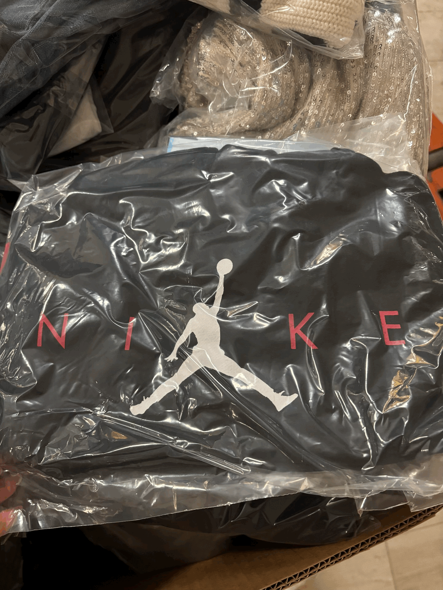 Name-Brand APPAREL Pallet