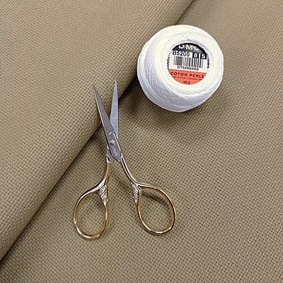 Zweigart - Tela Aida 64 quadretti colorata, Altezza 110 cm, vendita a metraggio Zweigart - Tela Aida 64 quadretti colorata, Altezza 110 cm, vendita a metraggio