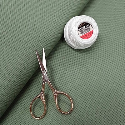 Zweigart - Tela Aida 64 quadretti colorata, Altezza 110 cm, vendita a metraggio Zweigart - Tela Aida 64 quadretti colorata, Altezza 110 cm, vendita a metraggio
