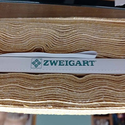 Zweigart - Tessuto Ricamo Nora - Misto Lino Altezza 140 cm